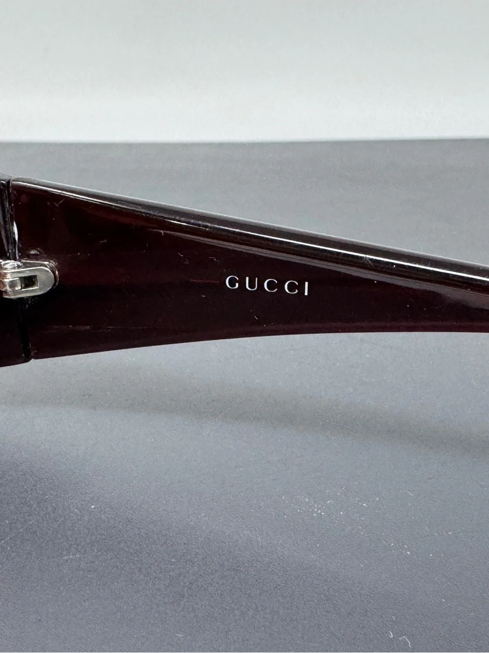 Gucci black sunglasses FRAME ONLY no lenses with rhinestone G on sides. GG2526